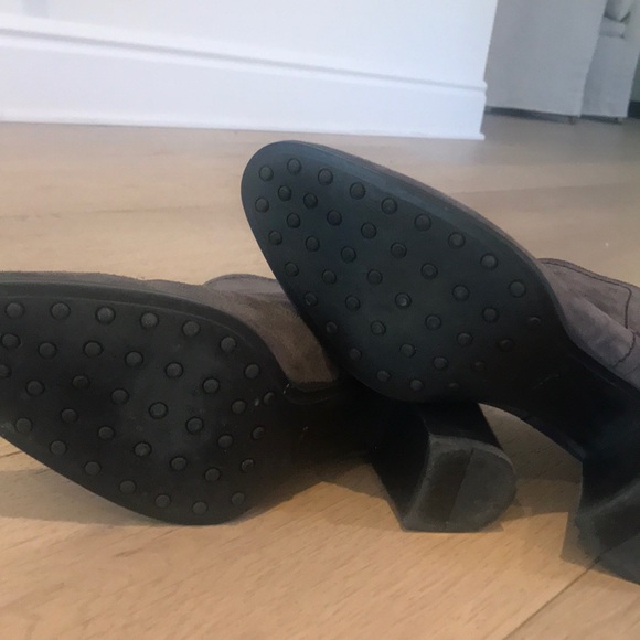 Authentic Tod’s gray suede booties 39.5